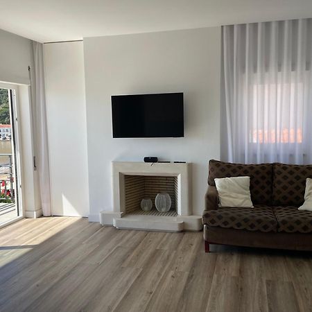 Apartamento Em Frente A Praia São Martinho do Porto Exterior foto