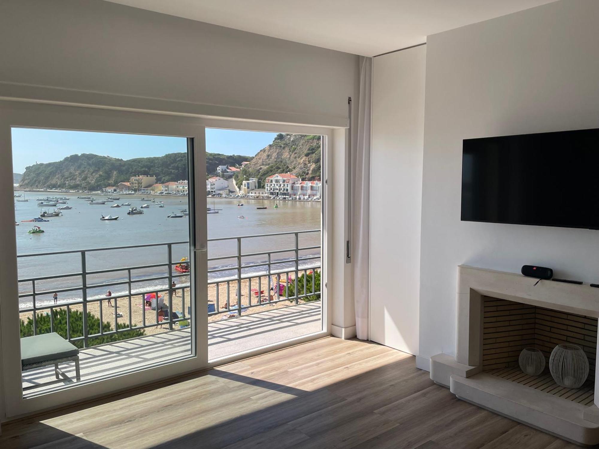Apartamento Em Frente A Praia São Martinho do Porto Exterior foto
